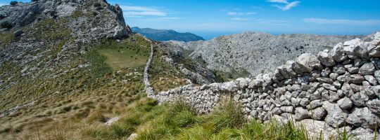 Trockensteinmauern Landschaft Tramuntana Gebirge Mallorca
